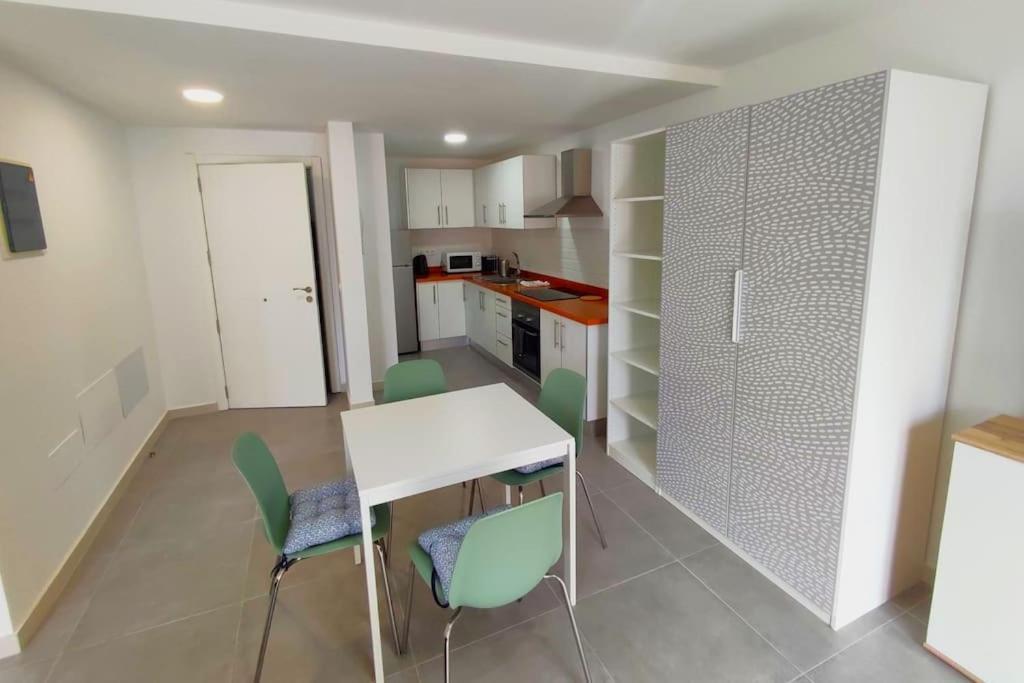 Apartament Near The Ocean In Playa San Juan Exterior foto